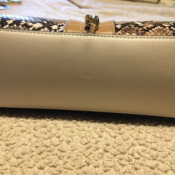 ALDO Purse - 9.5 length and 7.5 height.  Tan and snake skin pattern. - Picture 2 of 7
